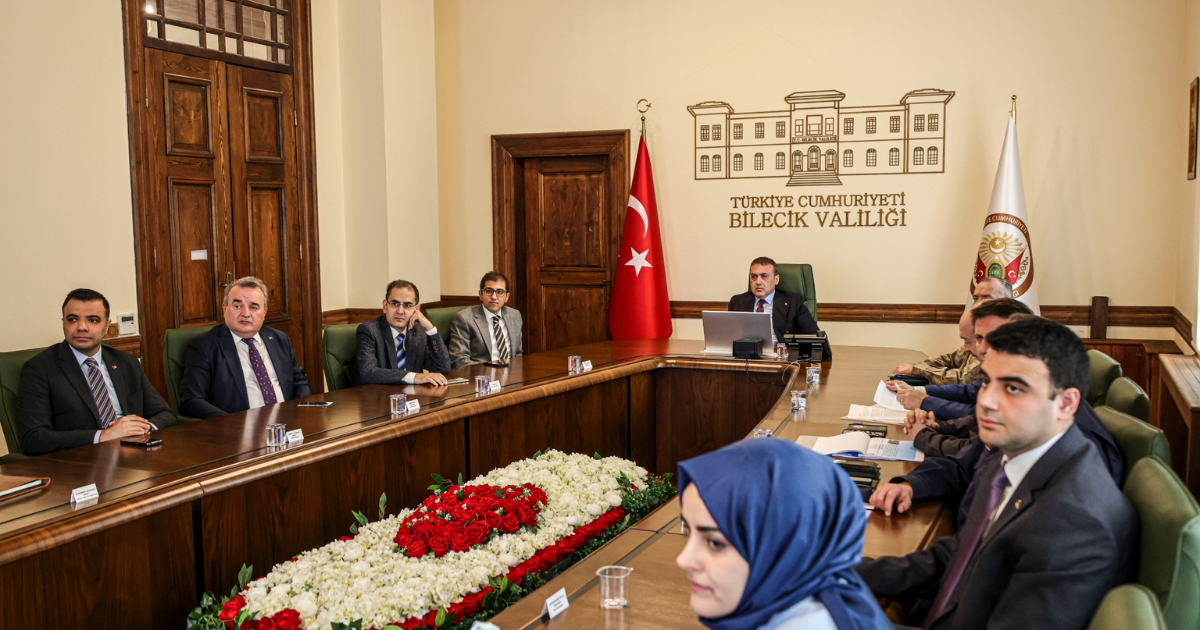 Bilecik'te Güvenlik Değerlendirmesi: Vali Sözer Tüm Birimleri Topladı