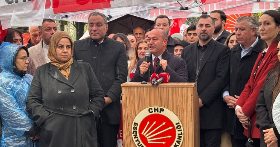 Özgür Karabat’tan Esenyurt’taki Recep Tayyip Erdoğan Parkı’na Emniyet Binası Planına Tepki: “Bu Tartışmaya Emniyeti Katan Kayyumu Kınıyorum”