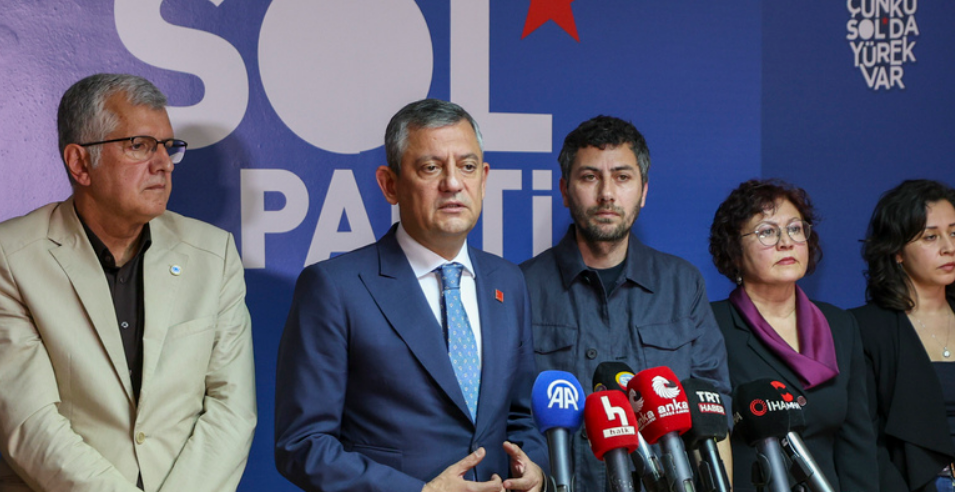 Özgür Özel: “Anayasasızlaştırma Sürecine İtiraz Ediyoruz”