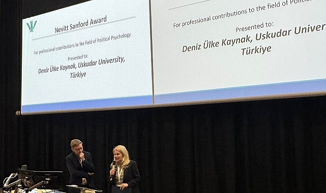 Politik psikolojinin en saygın ödülü Prof. Dr. Deniz Ülke Kaynak'a takdim edildi!