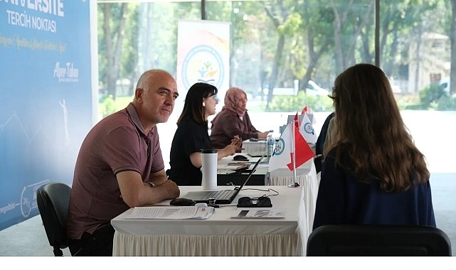 İnegöl Belediyesi'nden Öğrencilere Ücretsiz Yks Tercih Danışmanlığı
